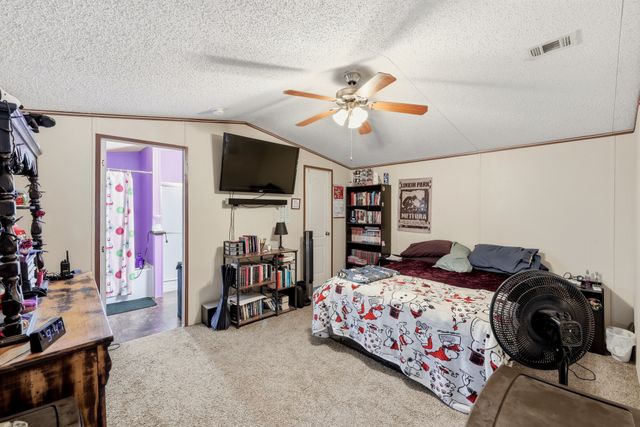 6194 Fm 19, Palestine, TX 75803