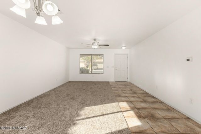 633 W Calle Marojo, Sahuarita, AZ 85629