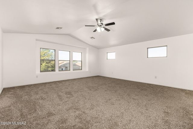 633 W Calle Marojo, Sahuarita, AZ 85629