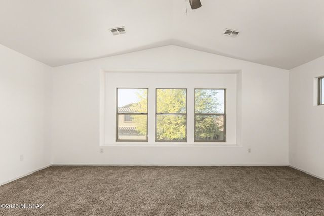 633 W Calle Marojo, Sahuarita, AZ 85629