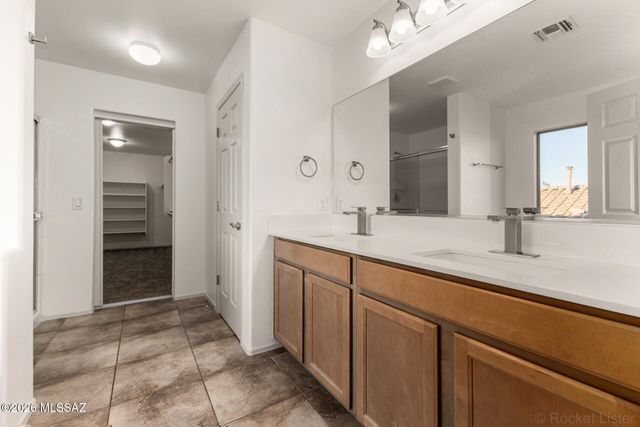 633 W Calle Marojo, Sahuarita, AZ 85629