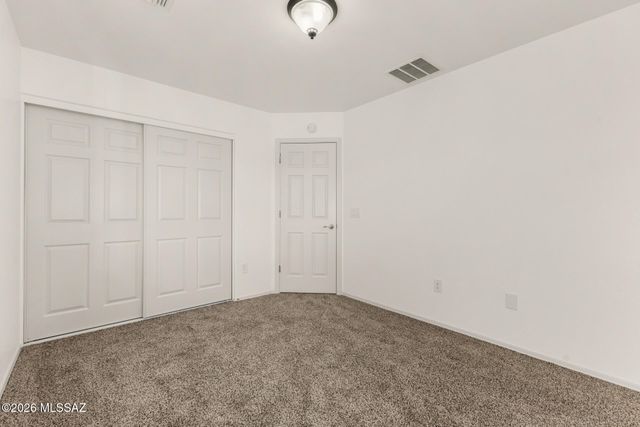 633 W Calle Marojo, Sahuarita, AZ 85629