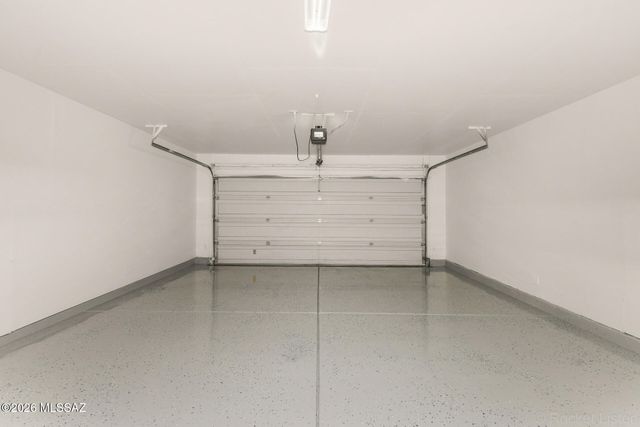 633 W Calle Marojo, Sahuarita, AZ 85629