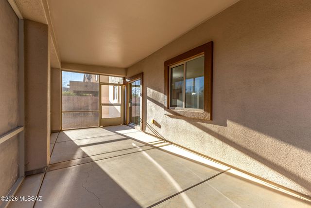 633 W Calle Marojo, Sahuarita, AZ 85629