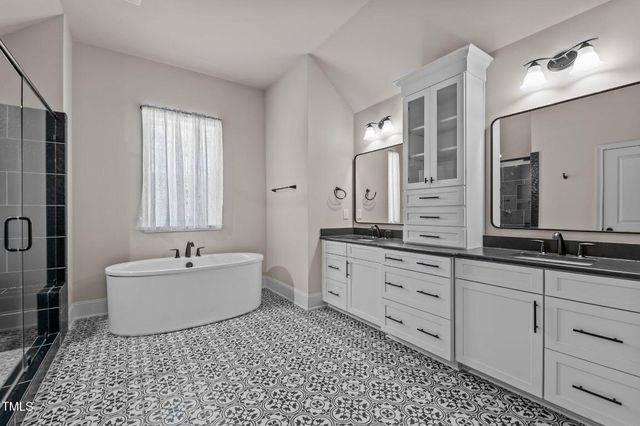 7100 Hasentree Club Drive, Wake Forest, NC 27587