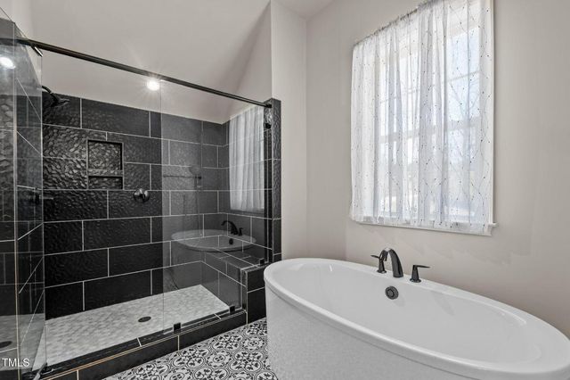 7100 Hasentree Club Drive, Wake Forest, NC 27587