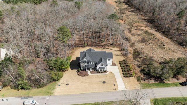 7100 Hasentree Club Drive, Wake Forest, NC 27587