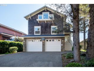 1815 Sw COAST Ave, Lincoln City, OR 97367