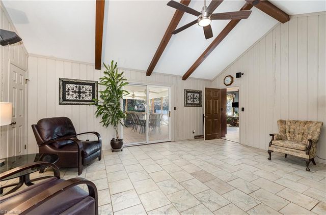 300 Gloucestershire Road, Winston-salem, NC 27104