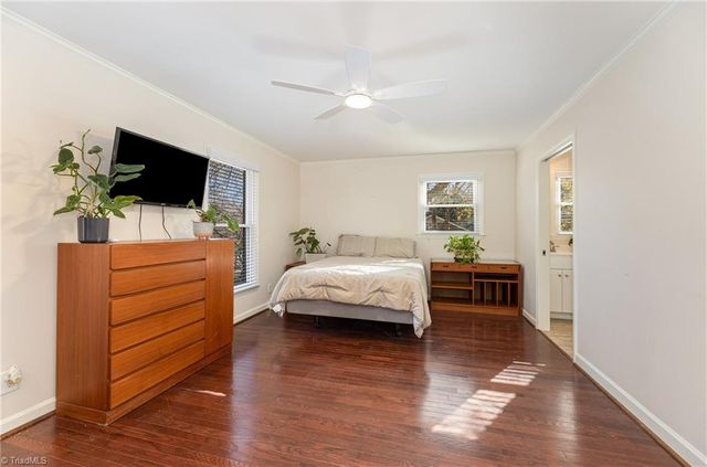 300 Gloucestershire Road, Winston-salem, NC 27104