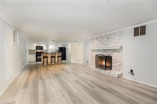 300 Gloucestershire Road, Winston-salem, NC 27104