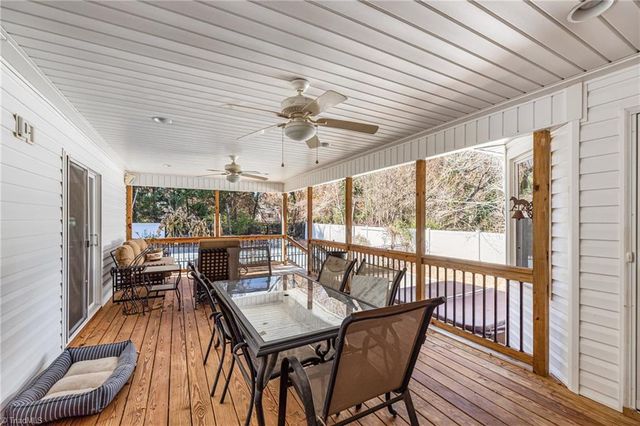 300 Gloucestershire Road, Winston-salem, NC 27104