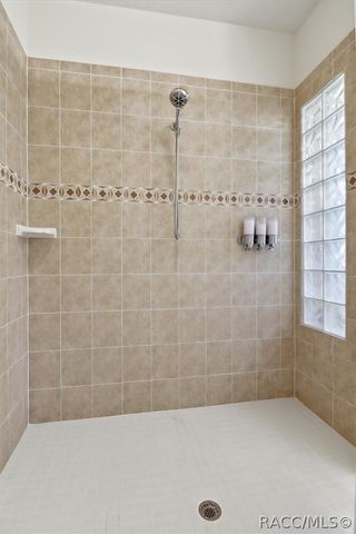 1884 N Ravenwood Point, Hernando, FL 34442