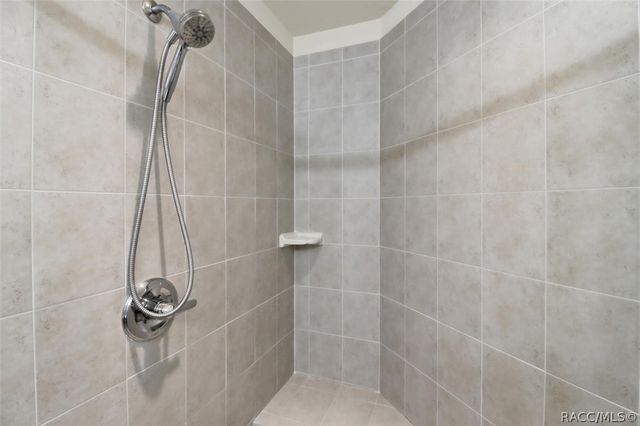 1884 N Ravenwood Point, Hernando, FL 34442