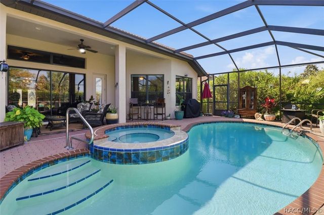 1884 N Ravenwood Point, Hernando, FL 34442