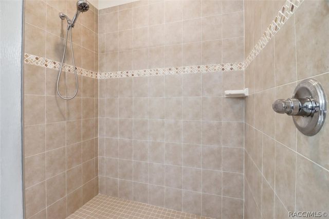 1884 N Ravenwood Point, Hernando, FL 34442