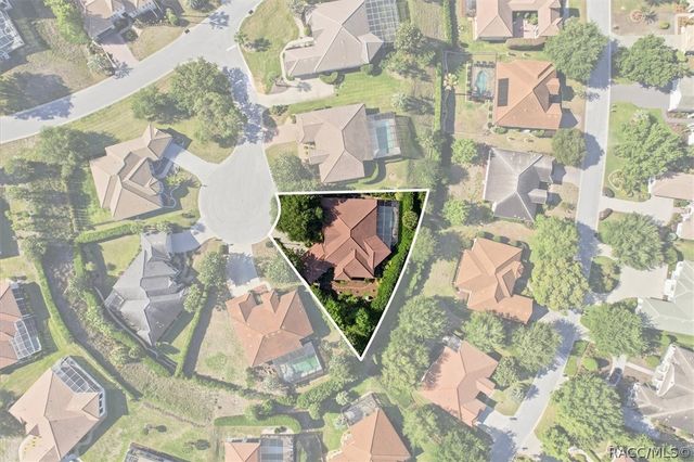1884 N Ravenwood Point, Hernando, FL 34442