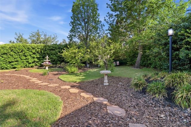 1884 N Ravenwood Point, Hernando, FL 34442