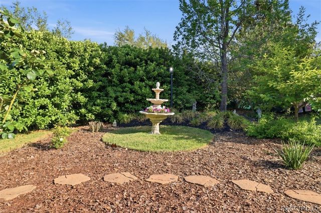 1884 N Ravenwood Point, Hernando, FL 34442