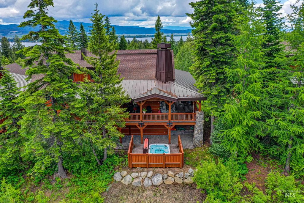 22 Francois Court, Donnelly, ID 83615