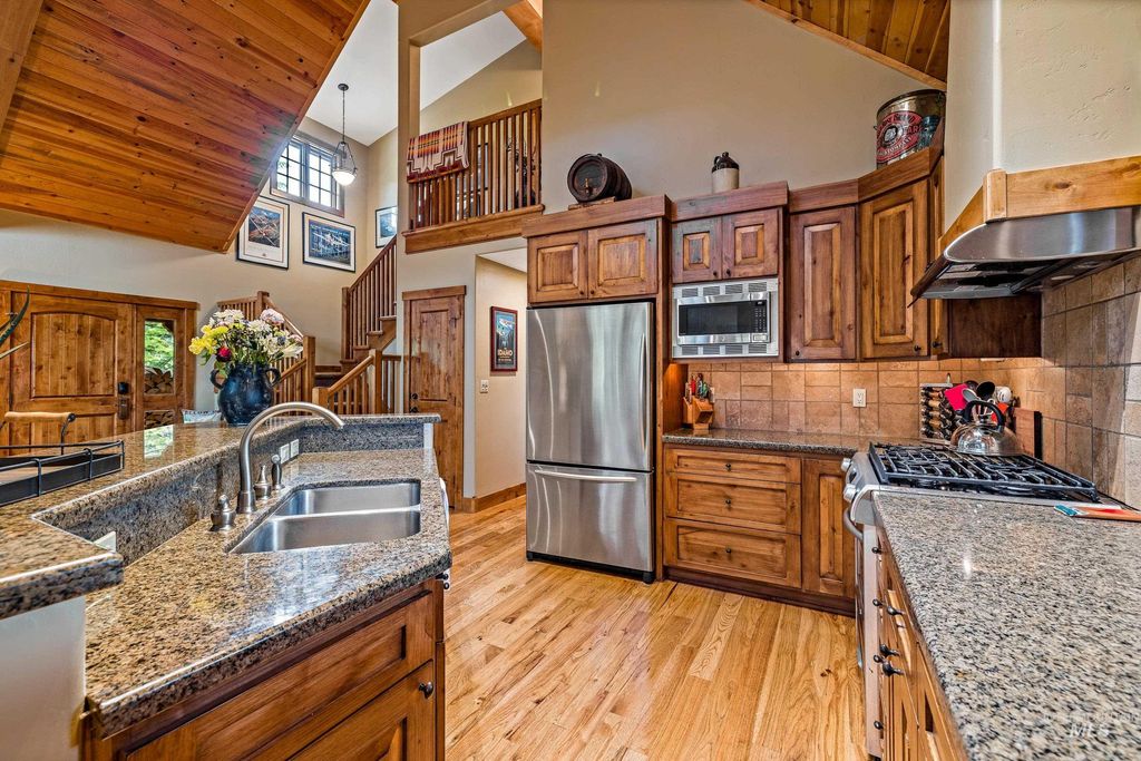 22 Francois Court, Donnelly, ID 83615 photo 11