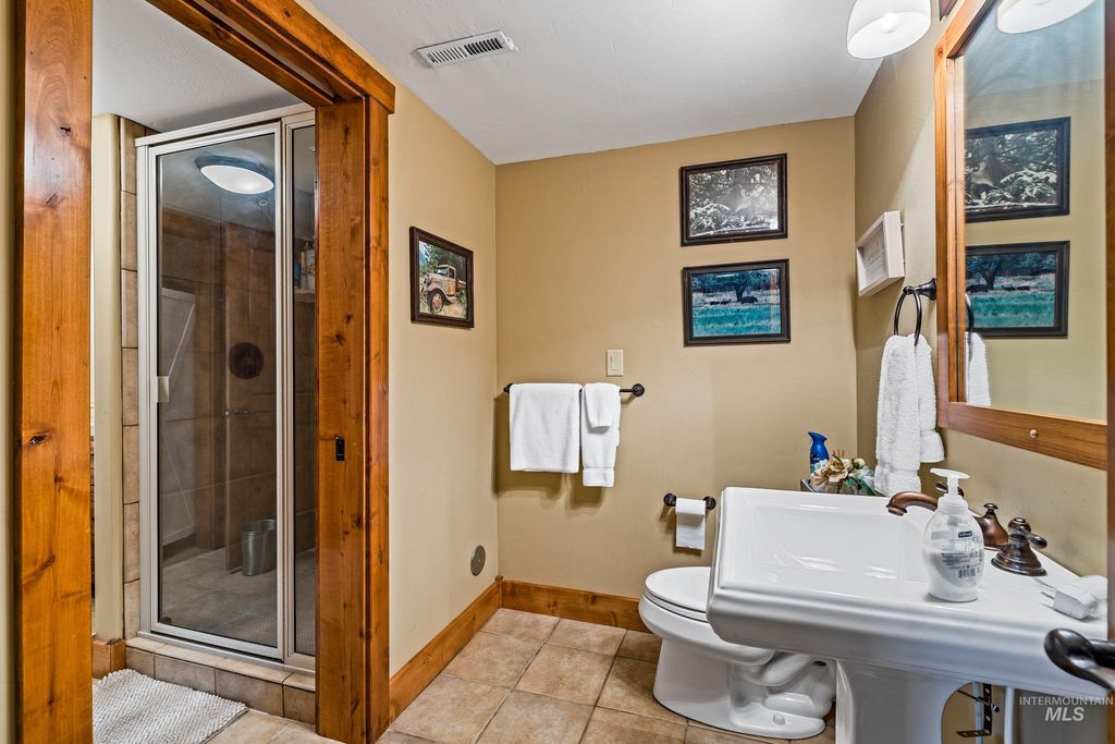 22 Francois Court, Donnelly, ID 83615 photo 40