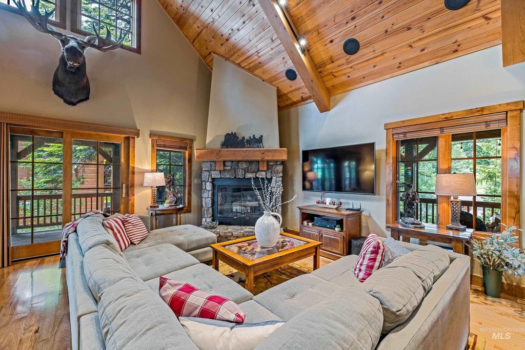 22 Francois Court, Donnelly, ID 83615 photo 9