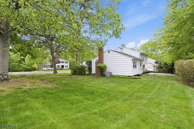 17 Symor Dr, Morris Twp., NJ 07960
