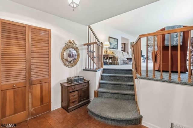 17 Symor Dr, Morris Twp., NJ 07960