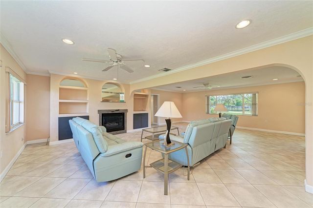 5310 N TUTTLE AVENUE, Sarasota, FL 34234