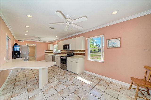 5310 N TUTTLE AVENUE, Sarasota, FL 34234