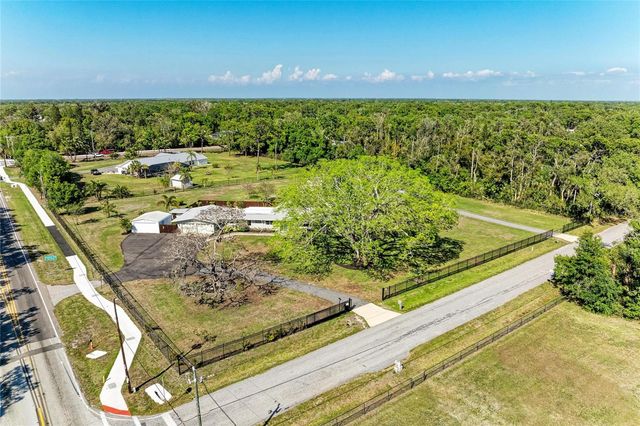 5310 N TUTTLE AVENUE, Sarasota, FL 34234