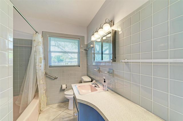 5310 N TUTTLE AVENUE, Sarasota, FL 34234