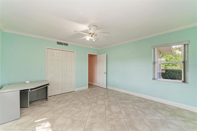 5310 N TUTTLE AVENUE, Sarasota, FL 34234