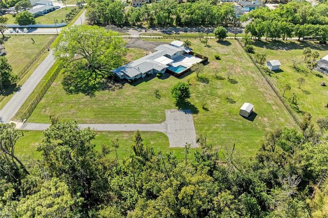 5310 N TUTTLE AVENUE, Sarasota, FL 34234