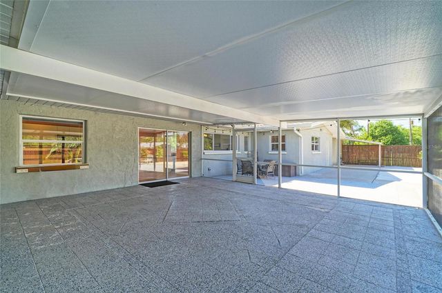 5310 N TUTTLE AVENUE, Sarasota, FL 34234