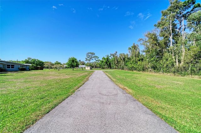 5310 N TUTTLE AVENUE, Sarasota, FL 34234