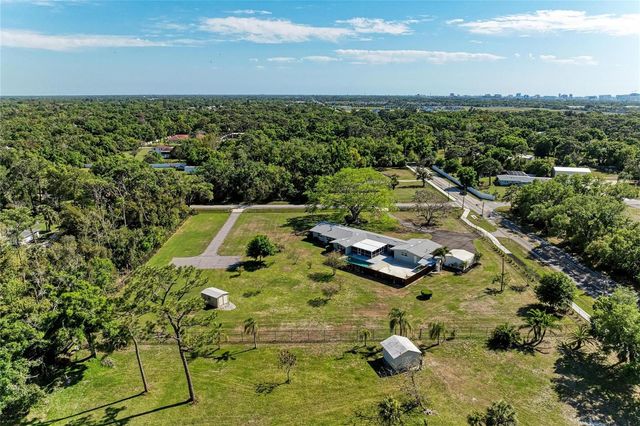 5310 N TUTTLE AVENUE, Sarasota, FL 34234