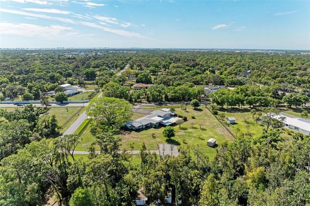 5310 N TUTTLE AVENUE, Sarasota, FL 34234