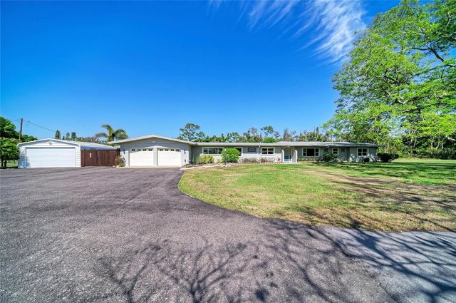 5310 N TUTTLE AVENUE, Sarasota, FL 34234