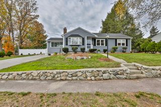 9 Nelson Ave, Wakefield, MA 01880