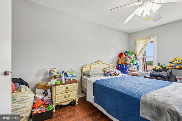 708 ROBINWOOD DR, Mount Airy, MD 21771