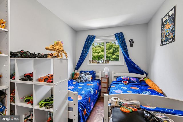 708 ROBINWOOD DR, Mount Airy, MD 21771