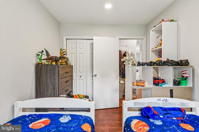 708 ROBINWOOD DR, Mount Airy, MD 21771