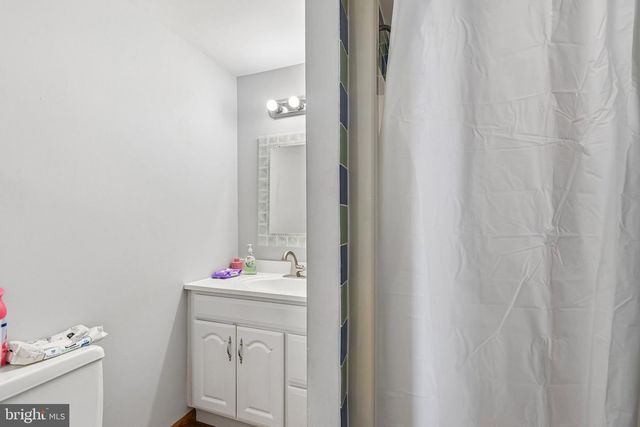 708 ROBINWOOD DR, Mount Airy, MD 21771