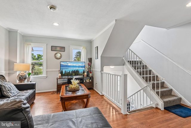 708 ROBINWOOD DR, Mount Airy, MD 21771