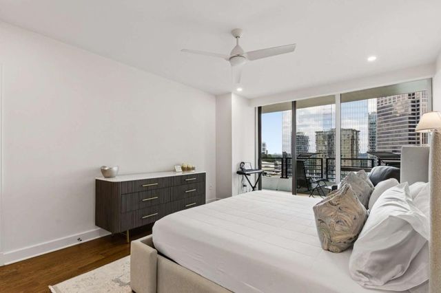 700 Park Regency Place NE 1604, Atlanta, GA 30326