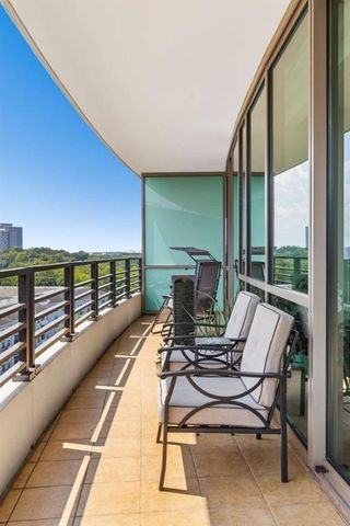 700 Park Regency Place NE 1604, Atlanta, GA 30326