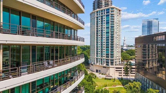 700 Park Regency Place NE 1604, Atlanta, GA 30326