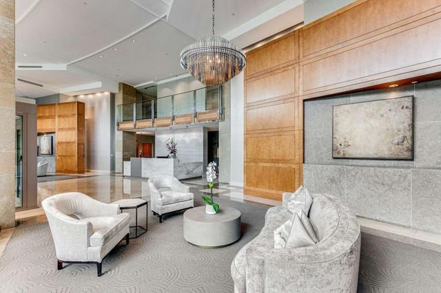 700 Park Regency Place NE 1604, Atlanta, GA 30326